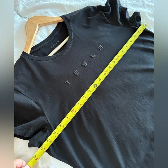 Tesla Women's Black Tee size XL 100 % cotton - Picture 3 of 5